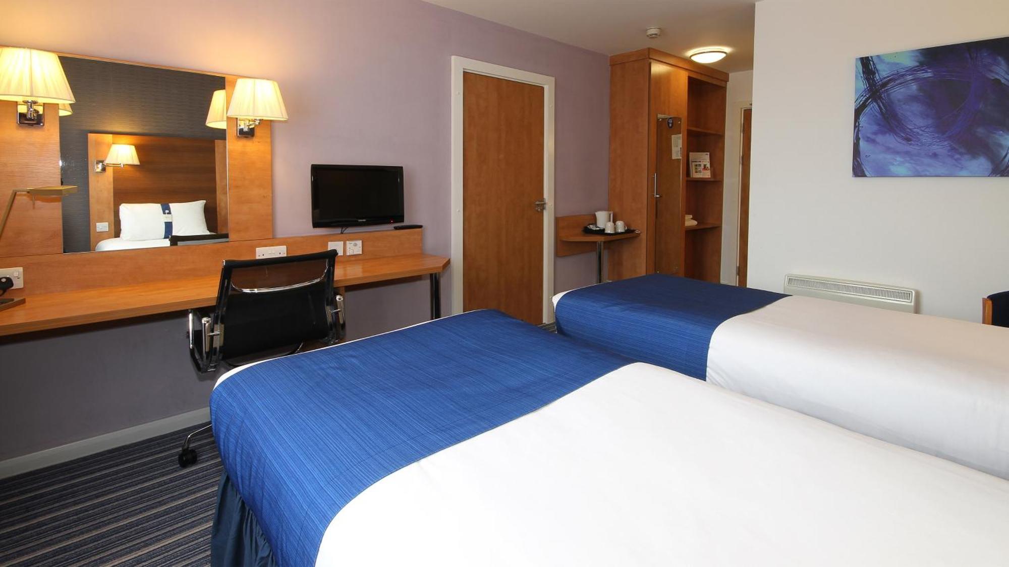 Express By Ihg Hotel
